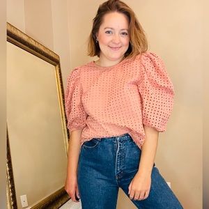 3/$25 🖤 Puff Sleeve Eyelet Blouse LIKE NEWSize: Medium